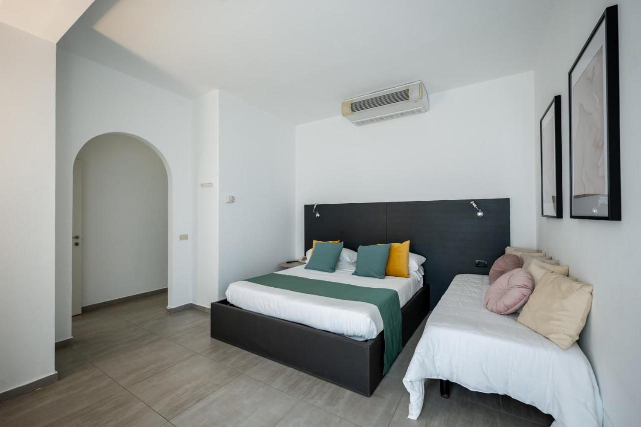 Hotel Continental Сенигалия Екстериор снимка