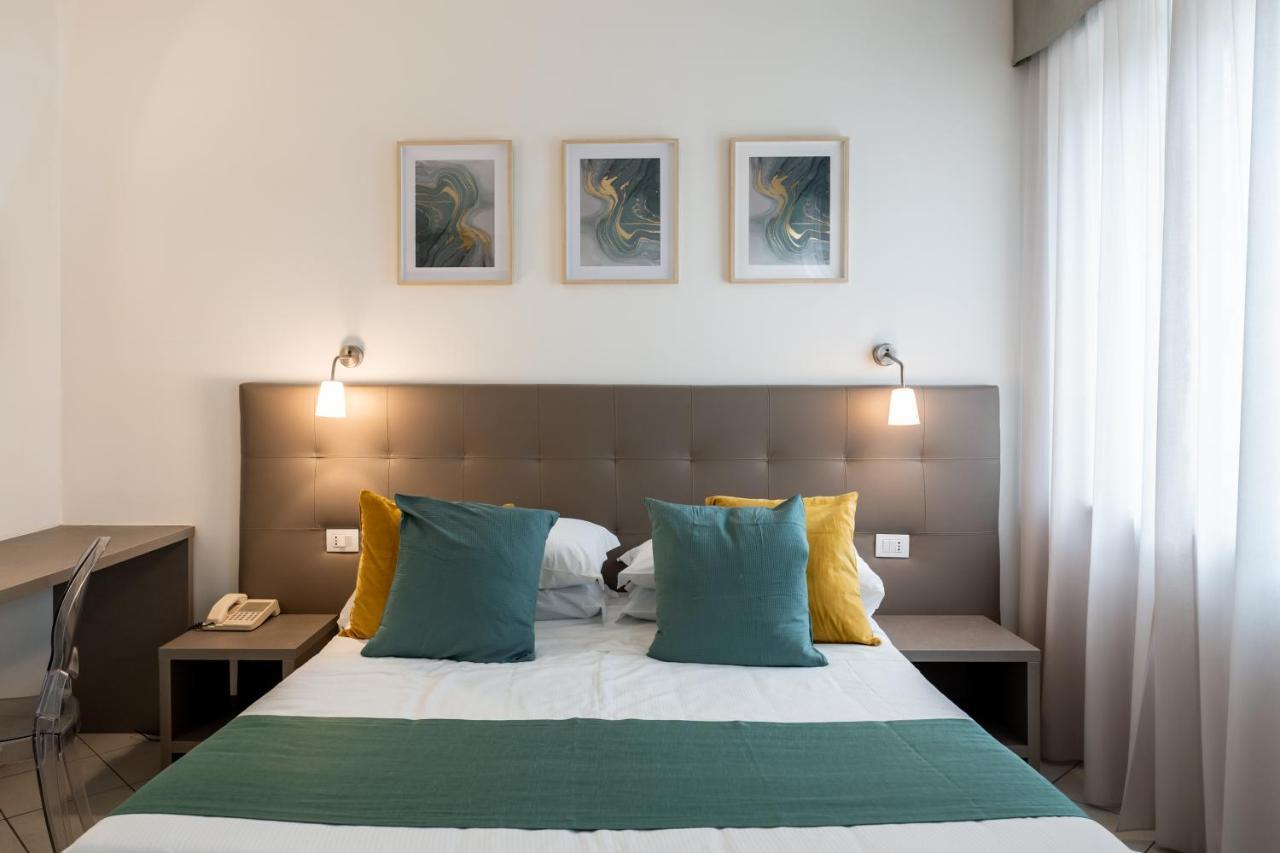 Hotel Continental Сенигалия Екстериор снимка